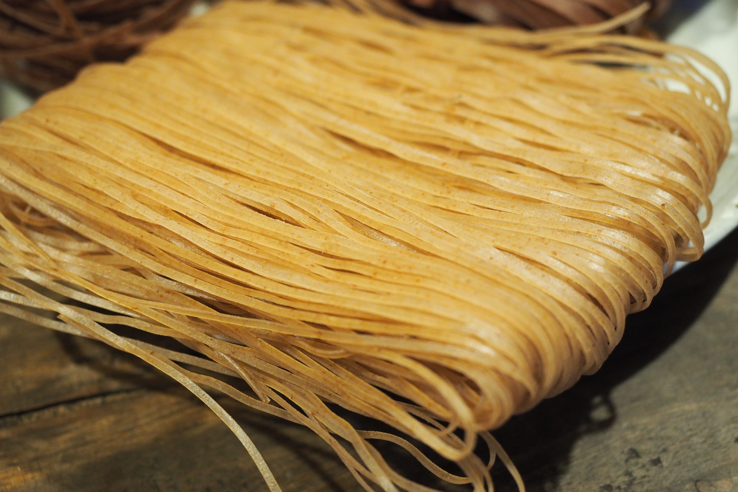 Bún Lứt Trắng